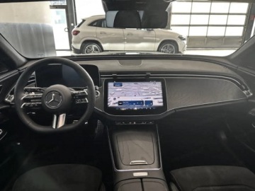 Mercedes Klasa E W214 Sedan 2.0 220d 197KM 2025 E Klasa 220 d 4-Matic AMG 2.0 197KM 2025, zdjęcie 7