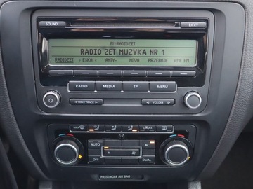 Volkswagen Jetta V 1.6 TDI-CR 105KM 2010 VW Jetta 1.6 TDI, Klima, Klimatronic, Tempomat, zdjęcie 11