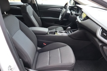 Opel Insignia II Grand Sport 1.6 CDTI  136KM 2018 Opel Insignia 1.6 CDTI, Automat, Navi, Klima, zdjęcie 8