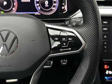 Volkswagen Arteon Fastback Facelifting 2.0 TSI 190KM 2022 Volkswagen Arteon 2.0TSI 190KM Elegance DSG l Salo, zdjęcie 20