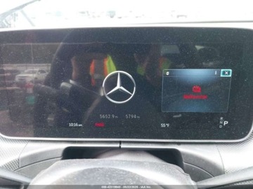 Mercedes Klasa C W206 2024 Mercedes-Benz Klasa C 2024 Mercedes-Benz C-Class C 300 4MATIC Sedan 2.0, zdjęcie 13