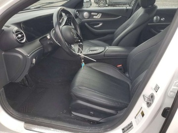 Mercedes Klasa E W213 2021 Mercedes-Benz Klasa E E 350 4Matic 2021 2.0l 2.0 Benzyna 255KM, zdjęcie 7