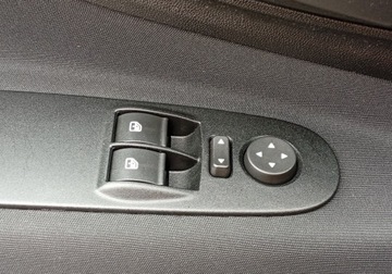 Fiat Punto Grande Punto Hatchback 5d 1.2 Start&amp;Stop 69KM 2011 Fiat Grande Punto Zarejestrowany - bezyna - 1,2 - 69 KM - Punto Evo 1.2, zdjęcie 27