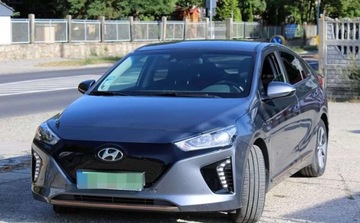 Hyundai IONIQ Electric Synchroniczny z magnesami stałymi 120KM 2019 Hyundai IONIQ Zarejestrowany JAK NOWY Elektryczny 120KM, zdjęcie 4