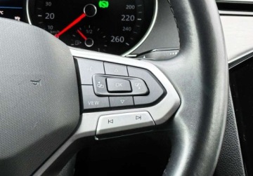 Volkswagen Passat B8 Variant Facelifting 2.0 TSI 190KM 2022 Volkswagen Passat LED Travel Assist Kamera ACC Salon Polska FVAT23, zdjęcie 19