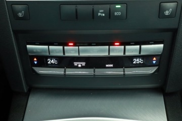 Mercedes Klasa E W212 Coupe 200 CGI BlueEFFICIENCY 184KM 2011 Mercedes E E 200, Serwis ASO, Automat, Skóra, zdjęcie 9