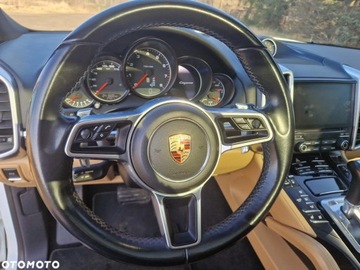 Porsche Cayenne II SUV Facelifting 3.6 300KM 2017 PORSCHE CAYENNE (92A) - 3.6 300 KM