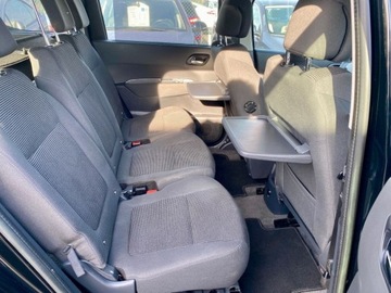 Peugeot 5008 I Minivan 2.0 HDi FAP 150KM 2013 Peugeot 5008 7- Osobowy 2.0 Diesel 150KM, zdjęcie 9