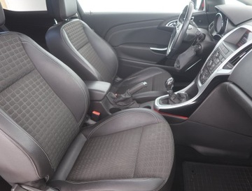 Opel Astra J GTC 1.7 CDTI ECOTEC 110KM 2014 Opel Astra 1.7 CDTI, Xenon, Klima, Klimatronic, zdjęcie 8