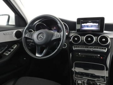 Mercedes Klasa C W205 Limuzyna 180 156KM 2018 Mercedes C 180 automat półskóra klima auto, zdjęcie 15