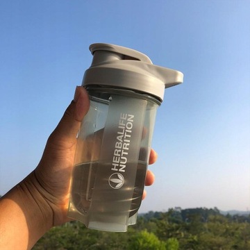 HERBALIFE Протеиновый шейкер 500мл