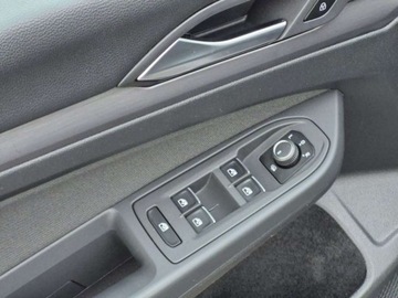 Volkswagen Golf VIII Variant 2.0 TDI 150KM 2022 Volkswagen Golf Faktura VAT Hak Navi Grzane fotele IQ LEDMasazEl.fotel, zdjęcie 9