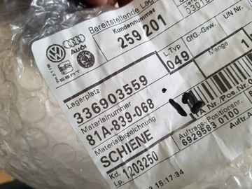 AUDI Q2 LIŠTA DVEŘE VODÍTKO OKNO 81A839068