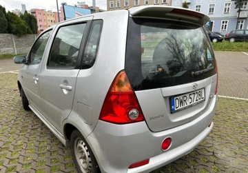 Daihatsu YRV 1.3 i 16V 87KM 2002 Daihatsu YRV 1.3 Benzyna 2002 r Okazja 1.3 Benzyna 87KM, zdjęcie 2