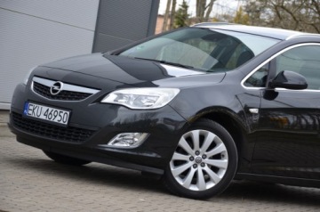 Opel Astra J Sports Tourer 1.4 Turbo ECOTEC 140KM 2012 CZARNA ZAREJESTROWANA 1.4T 140KM COSMO SERWIS NAVI SKÓRA GRZ.FOTELE, zdjęcie 3
