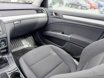 Skoda Superb II Outdoor 1.6 TDI CR DPF 105KM 2014 Škoda Superb Skoda Superb 1.6 TDI 105KM 2014r., zdjęcie 12