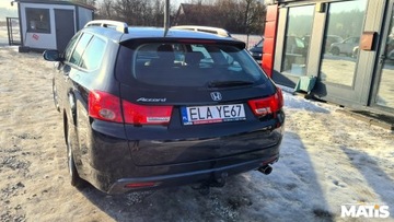 Honda Accord VIII Kombi 2.0 VTEC 156KM 2009 Honda Accord 2.0BENZ Automat climatronic 100 bezwypadek tempomat 2.0 156KM, zdjęcie 13