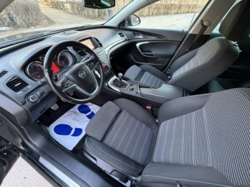 Opel Insignia I Sports Tourer 2.0 CDTI ECOTEC 160KM 2010 Opel Insignia Cosmo Sport Tour 2.0 CDTI 160KM Navi, zdjęcie 18