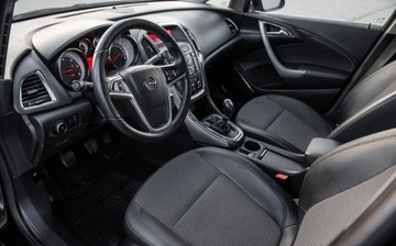 Opel Astra J Sports Tourer 1.7 CDTI ECOTEC 125KM 2011 Opel Astra 1,7CDTI COSMO Chip na 155KM Xenon Ledy Pol Skora Full Alu Polec, zdjęcie 14