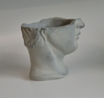 Цветочный горшок H-19см. Серо-бежевый.