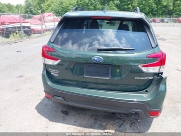 Subaru 2023 Subaru Forester 2023r, Limited, 4x4, 2.5L 2.5 Benzyna 182KM, zdjęcie 7