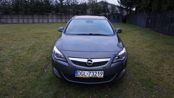 Opel Astra J Sports Tourer 1.4 Turbo ECOTEC 140KM 2011 Opel Astra super stan. Gwarancja. Polecam!!!, zdjęcie 1