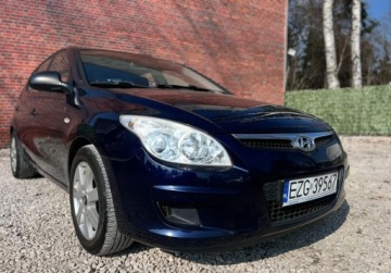 Hyundai i30 I Hatchback 1.4 109KM 2009 Hyundai i30 Klima Alu Isofix Warszawa 1.4 Benzyna 109KM, zdjęcie 28