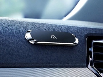 Магнитный самоклеящийся автомобильный держатель Alogy.