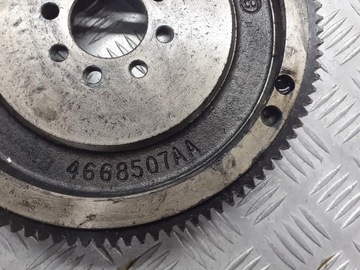 KOLO SETRVAČNÍK CHRYSLER PT CRUISER 1.6 4668507AA