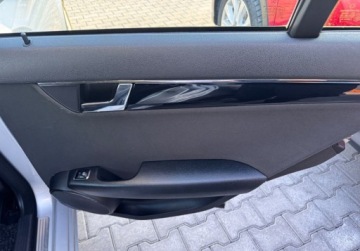 Mercedes Klasa C W204 Kombi T204 2.2 220CDI BlueEfficiency 170KM 2010 Mercedes-Benz Klasa C bezwypadekserwis asoautomatz Niemiec 2.1 Diesel, zdjęcie 22