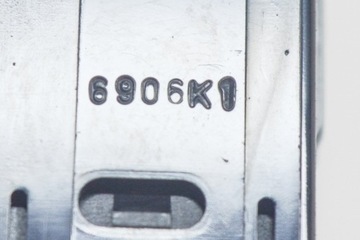 NISSAN NP300 NAVARA PICK-UP D23 2.3 DCI TLAČÍTKO PŘEPÍNAČE ZESTUPU 6906K