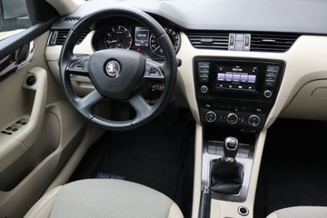 Skoda Octavia III Liftback 1.4 TSI 140KM 2015 Skoda Octavia 1.4 TSI, Salon Polska, zdjęcie 6