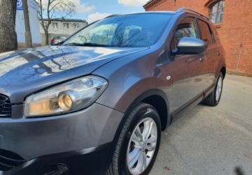 Nissan Qashqai I Crossover Facelifting  1.6 dCi 130KM 2012 Nissan Qashqai2 Panorama 7-osobowy GetHelp 1.6 Diesel 130KM, zdjęcie 7