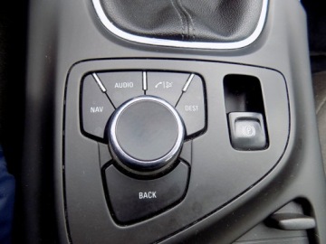 Opel Insignia I Sports Tourer 2.0 CDTI ECOTEC 130KM 2011 OPEL INSIGNIA 2,0 CDTI 130 KM BEZWYPADKOWY, zdjęcie 9