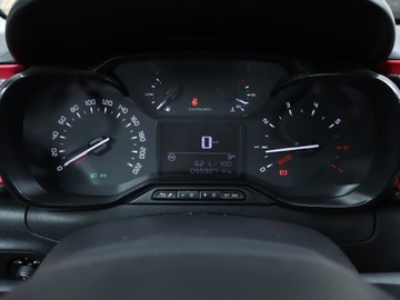 Citroen C3 III Hatchback 1.2 PureTech 82KM 2018 Citroen C3 1.2 PureTech, Salon Polska, zdjęcie 10