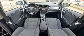 Toyota Auris II 2013 Toyota Auris Toyota Auris 1.8 Hybryda 99KM, zdjęcie 8