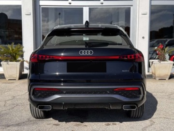 Audi 2026 AUDI Q5 TFSI quattro S line Sportback Suv 2.0 (204 KM) 2026, zdjęcie 1