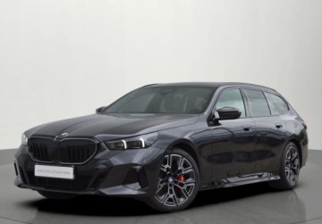 BMW Seria 5 G90-91 2025 BMW Seria 5 BMW 540d xDrive Touring w pakiecie M-Performance po programie