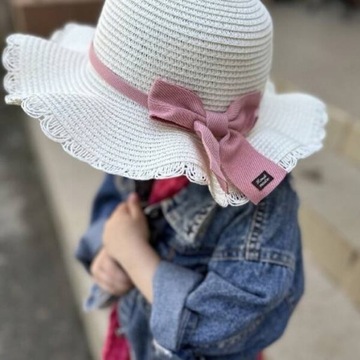 КОМПЛЕКТ из сумочки и шапки для девочки 52 см, соломенный BOW, CZ43