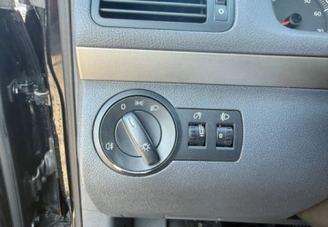 Volkswagen Touran I 1.6 102KM 2007 Volkswagen Touran Volkswagen Touran 1.6 Benzyna 102KM, zdjęcie 11