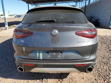 Alfa Romeo Stelvio SUV 2.0 Turbo 280KM 2018 Alfa Romeo Stelvio Ti Sport 2018 2.0l 2.0 Benzyna 280KM, zdjęcie 2