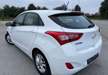 Hyundai i30 II Hatchback 3d 1.6 GDI 135KM 2013 Hyundai i30 Hyundai i30 blue 1.6 GDI YES Gold 1.6 Benzyna 135KM, zdjęcie 10