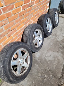 JEEP GRAND CHEROKEE WK ALU RÁFKY 17 5X127 PNEUMATIKY