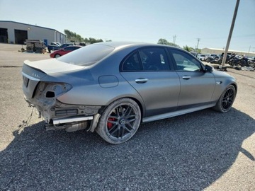 Mercedes Klasa E W213 2018 Mercedes-Benz Klasa E 63 AMG-S 2018 4.0l 4.0 Benzyna 603KM, zdjęcie 3