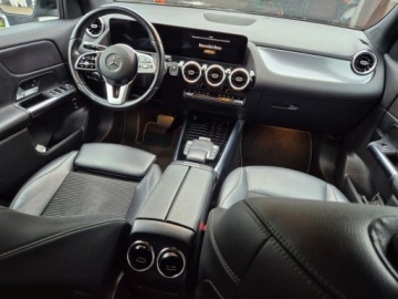 Mercedes GLA II Off-roader Plug-In 1.3 250 e 218KM 2021 Mercedes-Benz GLA 250 e 8G-DCT Progressive 1.3 Hybryda Plug-in 218KM 2021r, zdjęcie 11