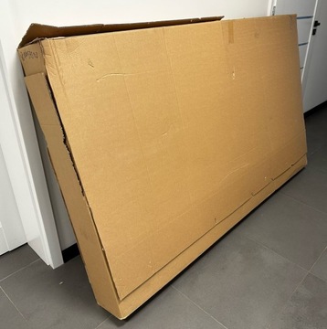 SKLO (OKNO) ČELNÍ HYUNDAI H350 2014- OHŘÍVAČ W KOMPLET Z TĚSNĚNÍ