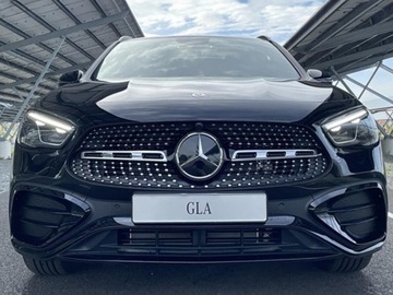 Mercedes GLA II Off-roader Facelifting 1.3 200 163KM 2026 MERCEDES-BENZ GLA 200 AMG Line Suv 1.3 (163KM) 2026, zdjęcie 1
