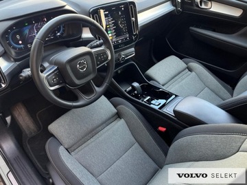 Volvo XC40 Crossover Facelifting 2.0 B3 163KM 2024 Volvo XC 40 FV23% Plus Dark B3 163KM+14KM Harman B, zdjęcie 9