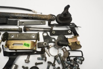 YAMAHA FZS FAZER 600 02-03 БОЛТЫ ВИНТЫ