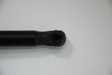 MERCEDES A200 CDI W169 2007 RHD ZADNÍ VÍKO KUFRU KUFRU LEVÝ PRUŽINA PLYNOVÁ